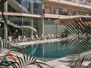 Pineda de Mar, Spanien - Halvpension afbudsrejse
