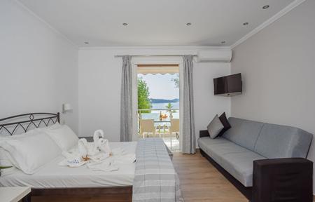 Mare Vita Apartments slide 2