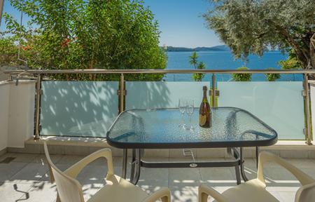 Mare Vita Apartments slide 4