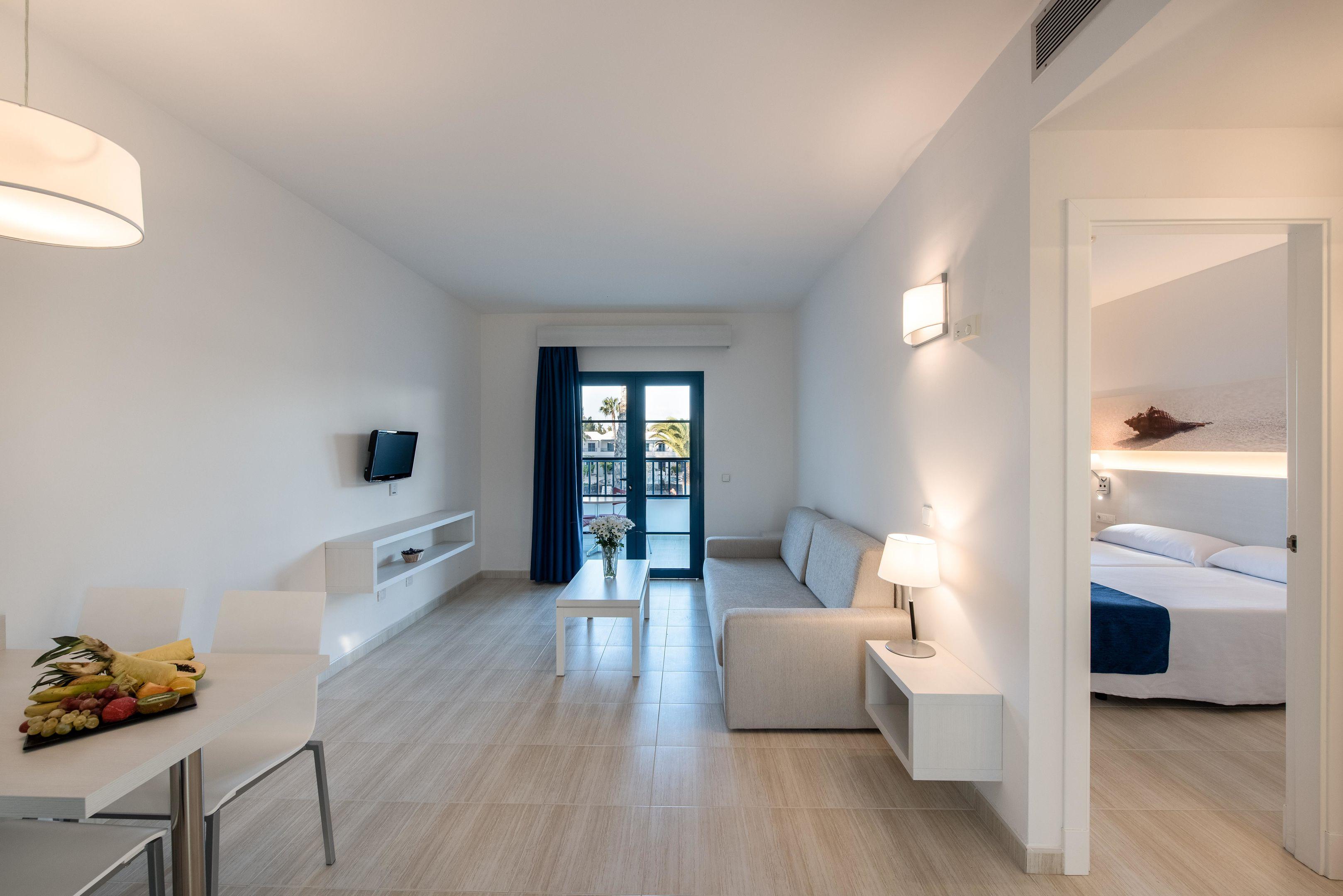 Aparthotel THB Tropical Island Resort - morgenmad slide 5