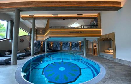 Erlebnishotel Bergkristall  slide 5