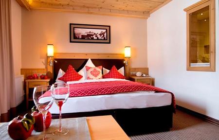 Erlebnishotel Bergkristall  slide 2