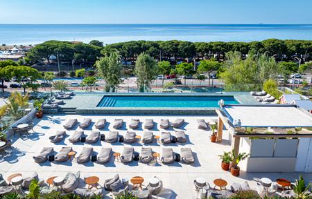 Atzavara Hotel & Spa slide 3