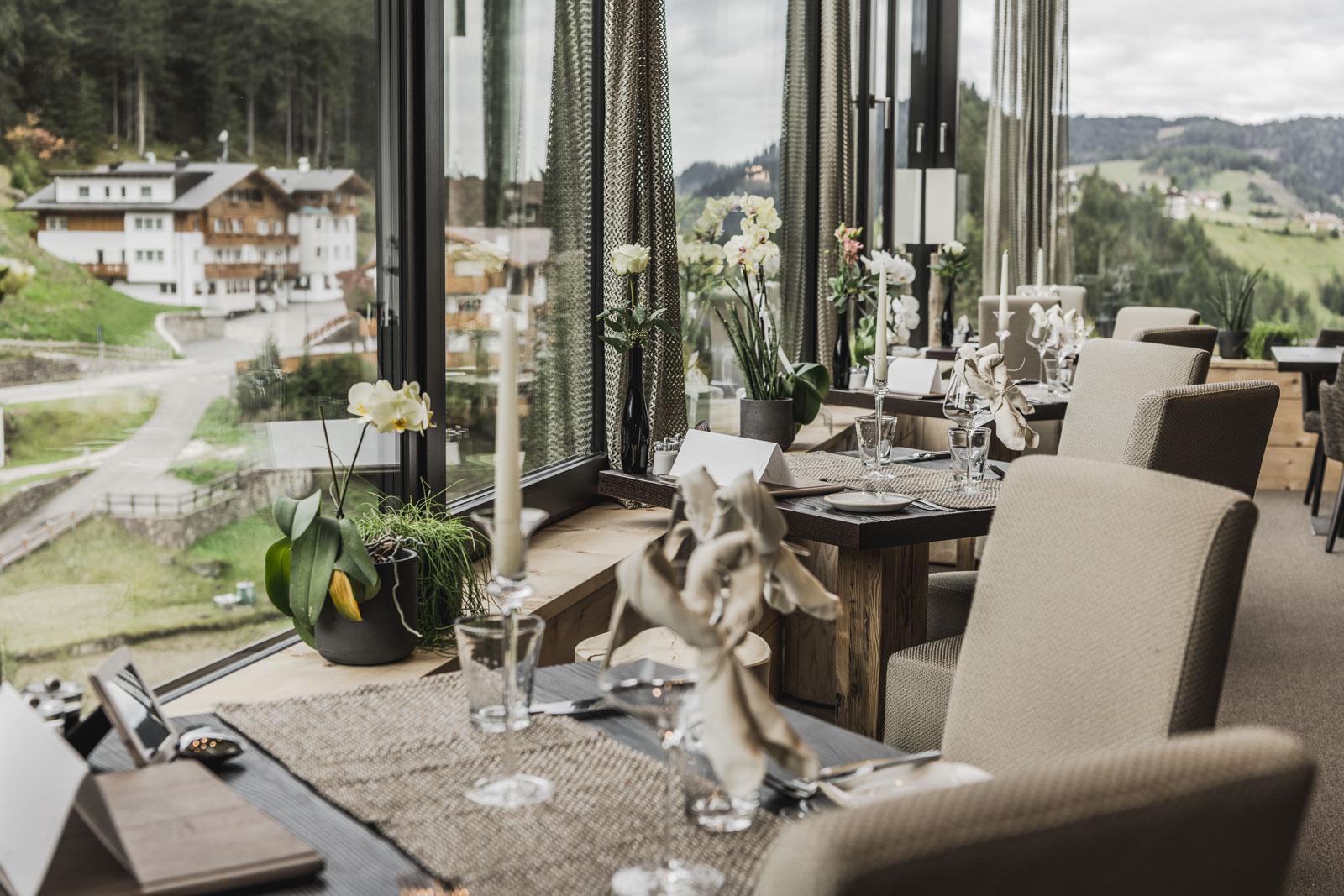 Hotel Chalet S Dolomites  slide 4