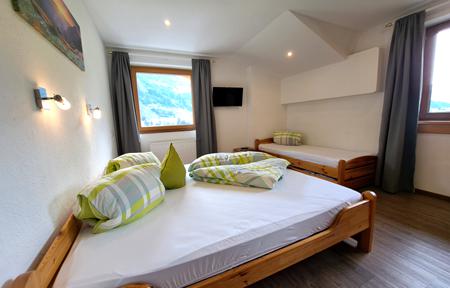 Apart Dahuam slide 3