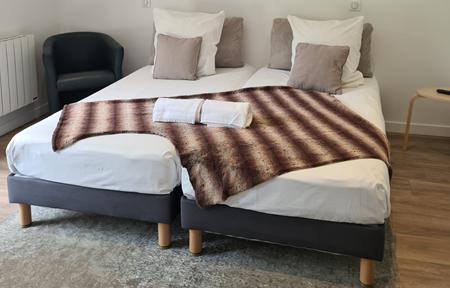 Hôtel L'Auberge Ensoleillée slide 3