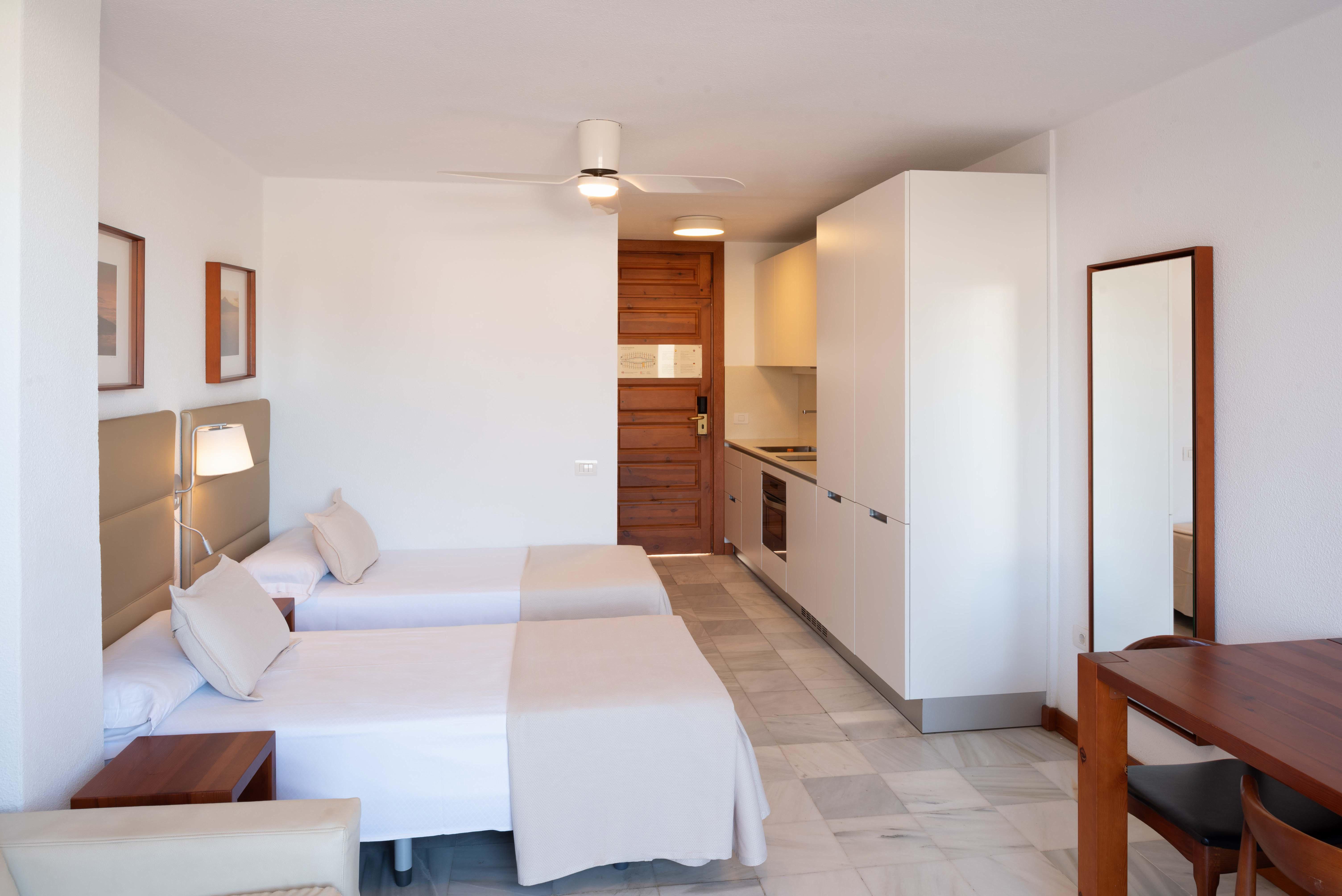 Parque Santiago III slide 4