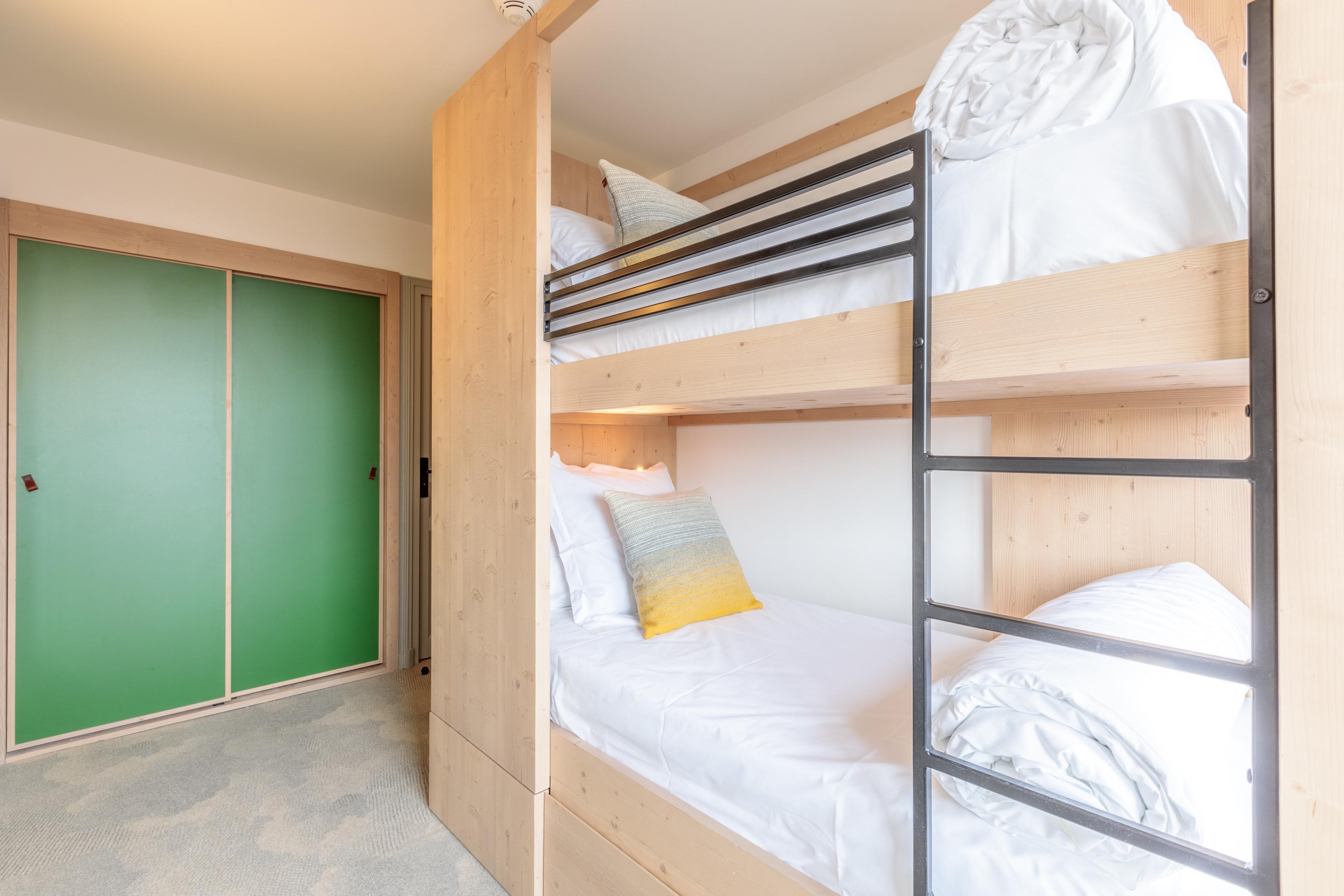 Hôtel la Cachette slide 3