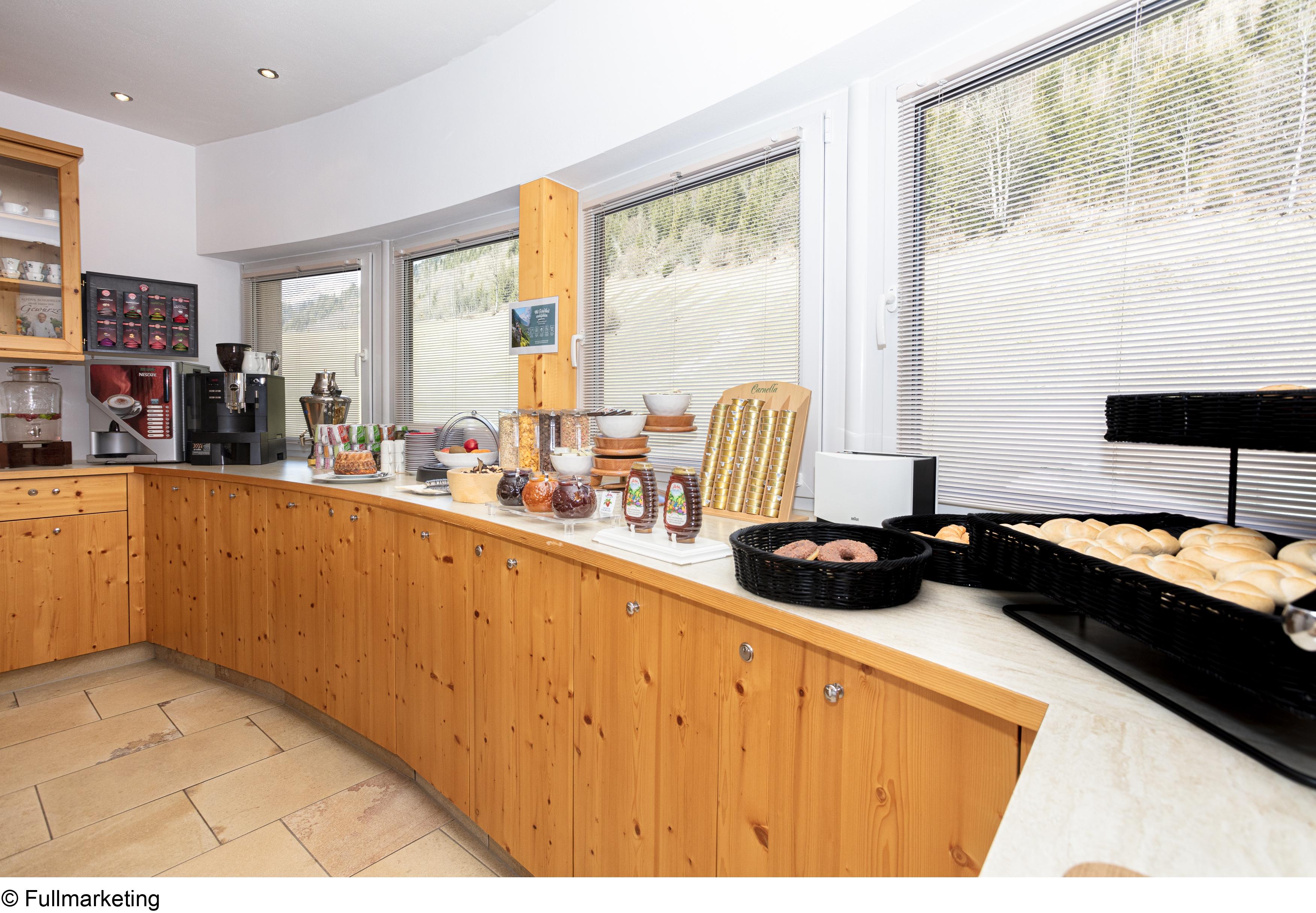 Hotel Landhaus Rohregger slide 5