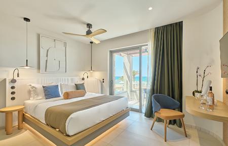 Paralos Kosta Alimia slide 3