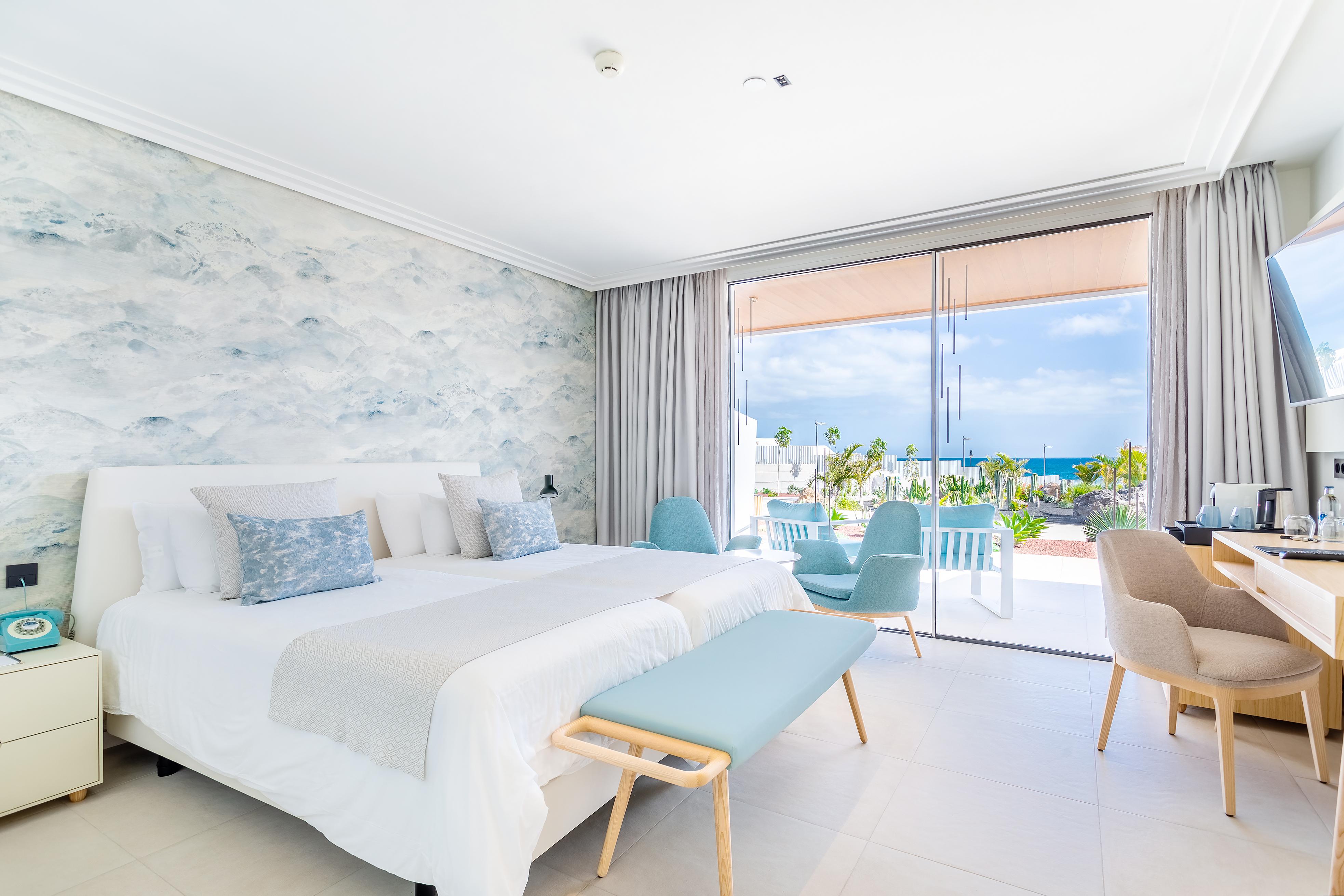 Hotel Lava Beach slide 2