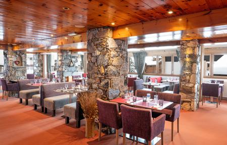 Hotel l'Aiguille Percée slide 4