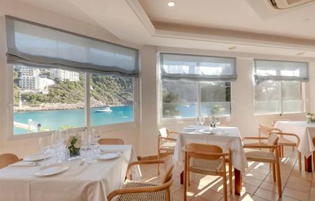 Aparthotel El Pinar slide 5