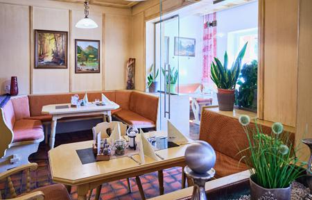 Hotel Pinzgauerhof slide 3