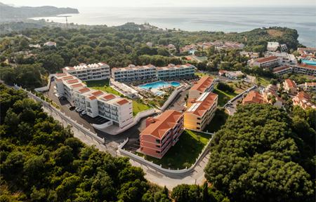 Lejlighedshotel Robolla Beach