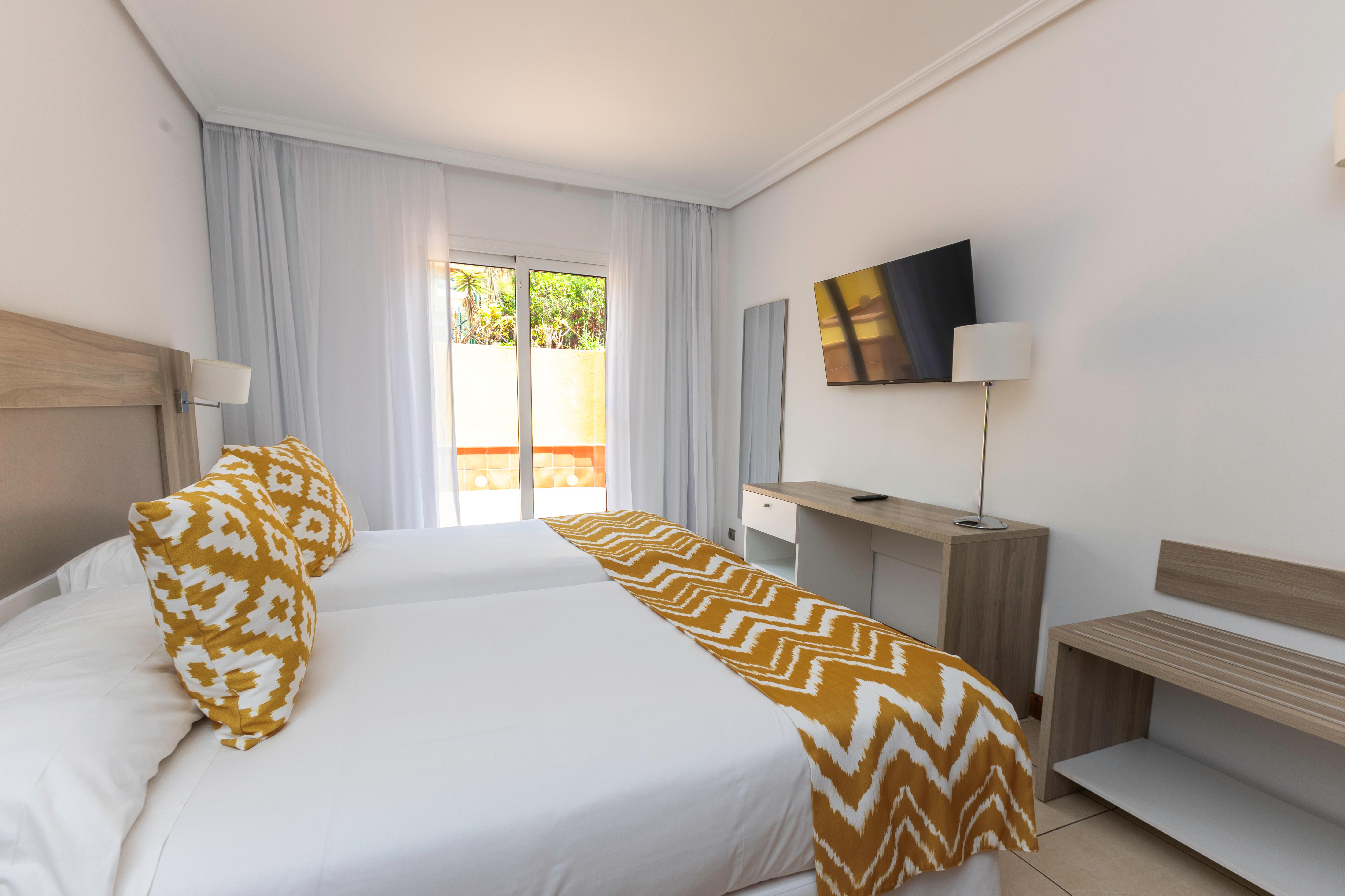 Landmar Costa los Gigantes slide 3