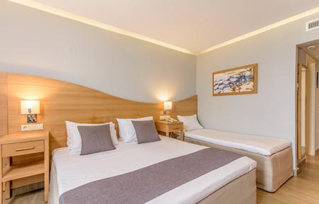 Hotel Lyttos Beach  slide 3