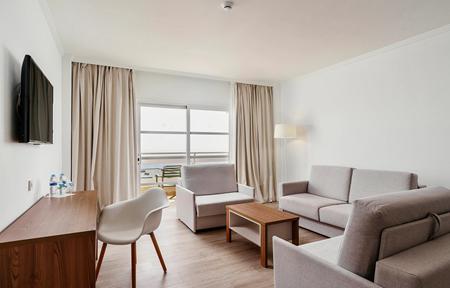 Alua Atlantico Golf Resort slide 4