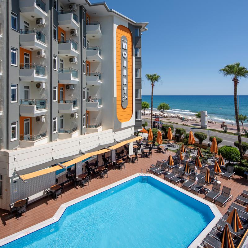 Hotel Monart City