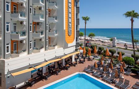 Hotel Monart City