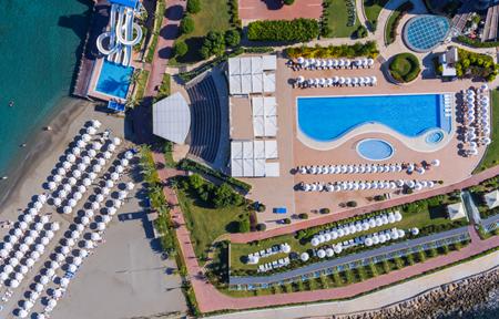 Hotel Gold Island Selected slide 2