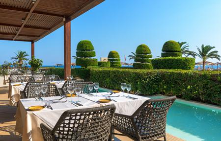 Hotel Ixian Grand & All Suites - Voksenhotel slide 5