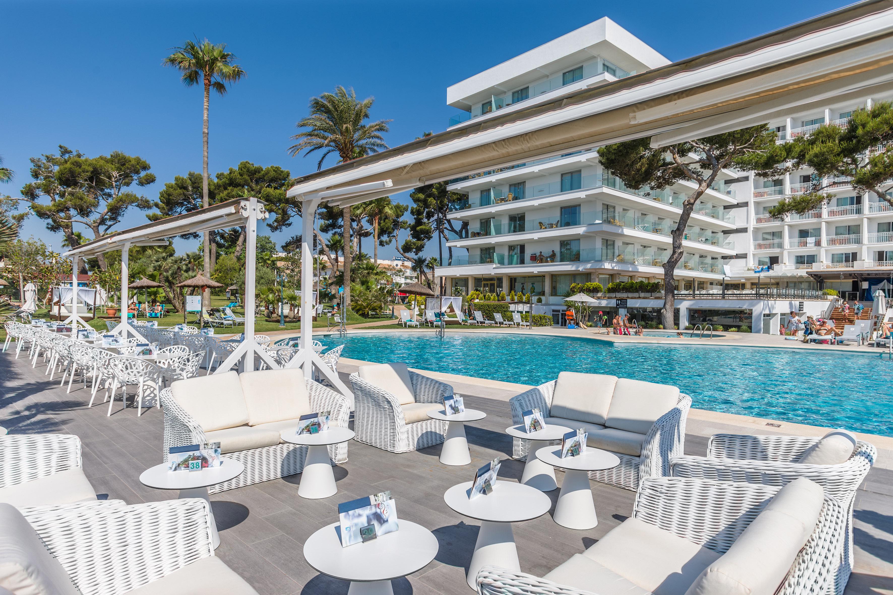 Playa Esperanza Resort slide 4