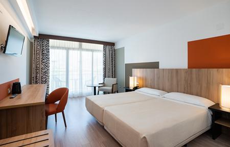 MedPlaya Hotel Flamingo Oasis slide 4