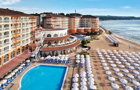 Hotel Sol Luna Bay Resort