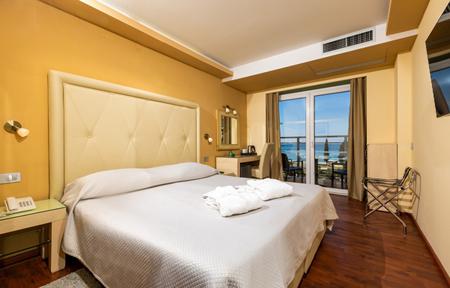 Hotel Grand Park Dubrovnik slide 4