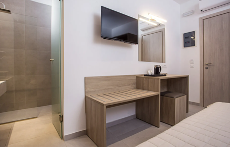 Hotel Stamos Plus slide 3