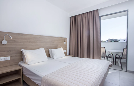 Hotel Stamos Plus slide 2