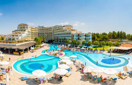 Hotel Sealight Resort slide 2