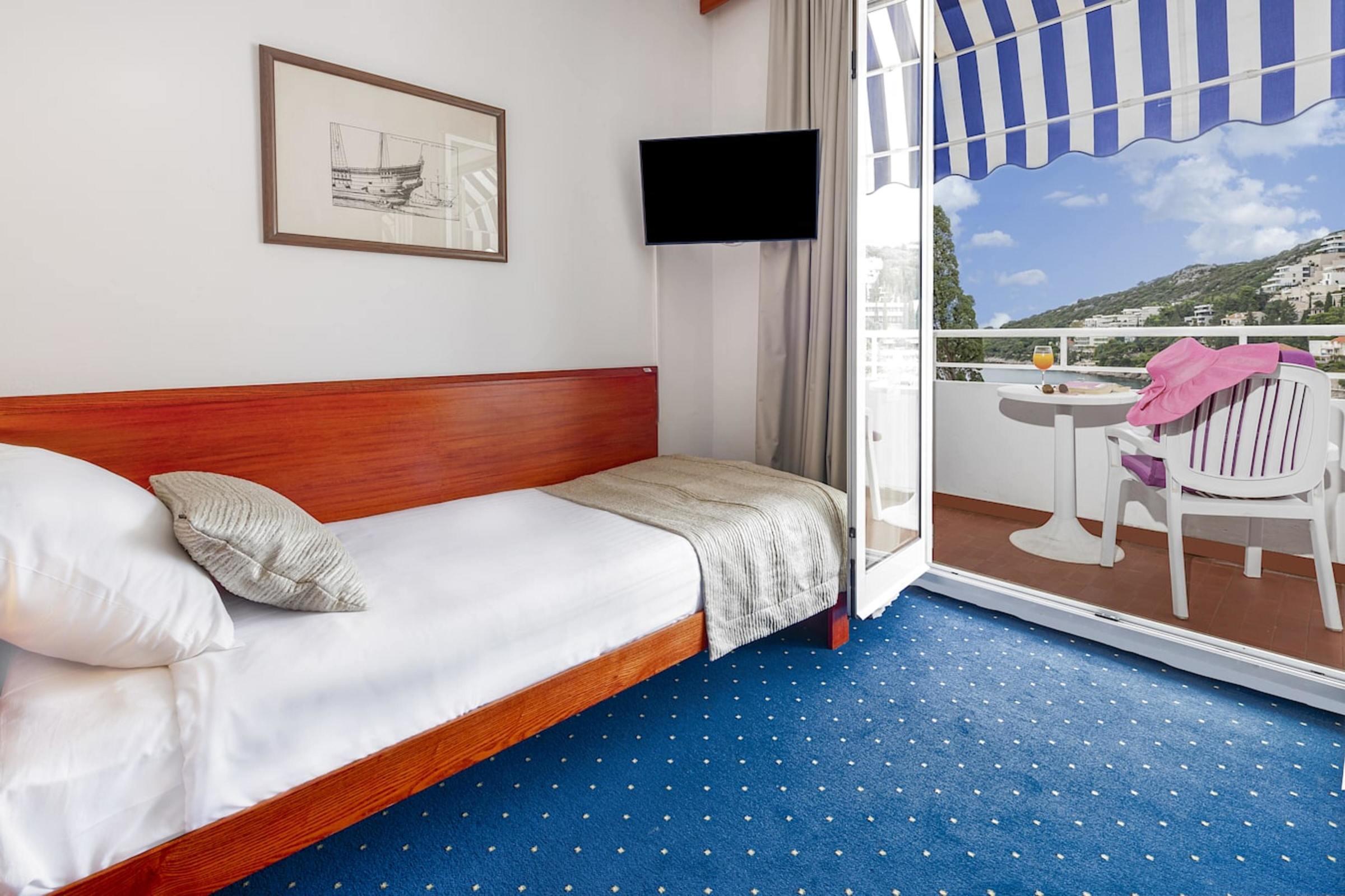 Hotel Komodor slide 5