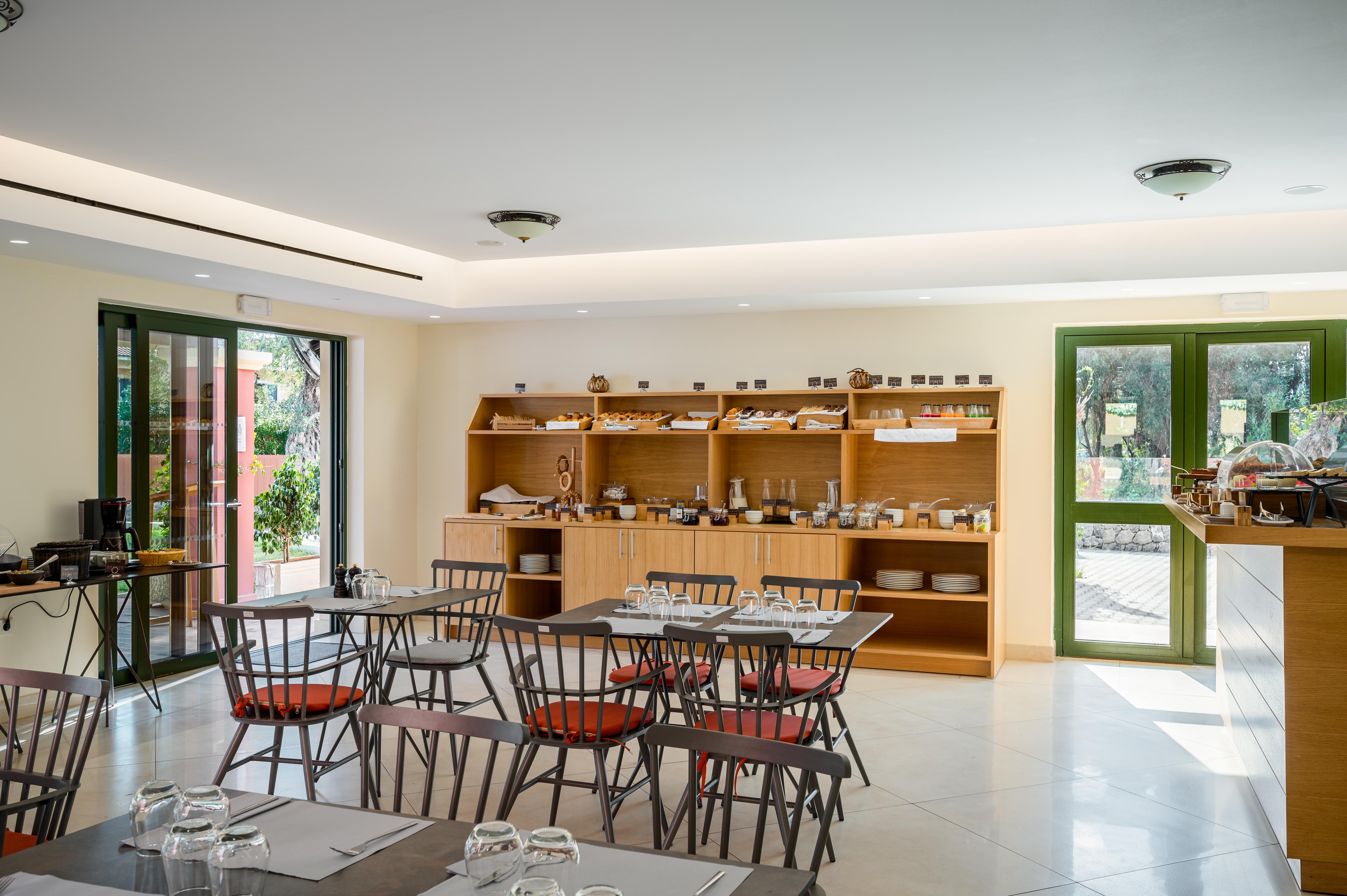 Hotel SENTIDO Apollo Palace slide 4