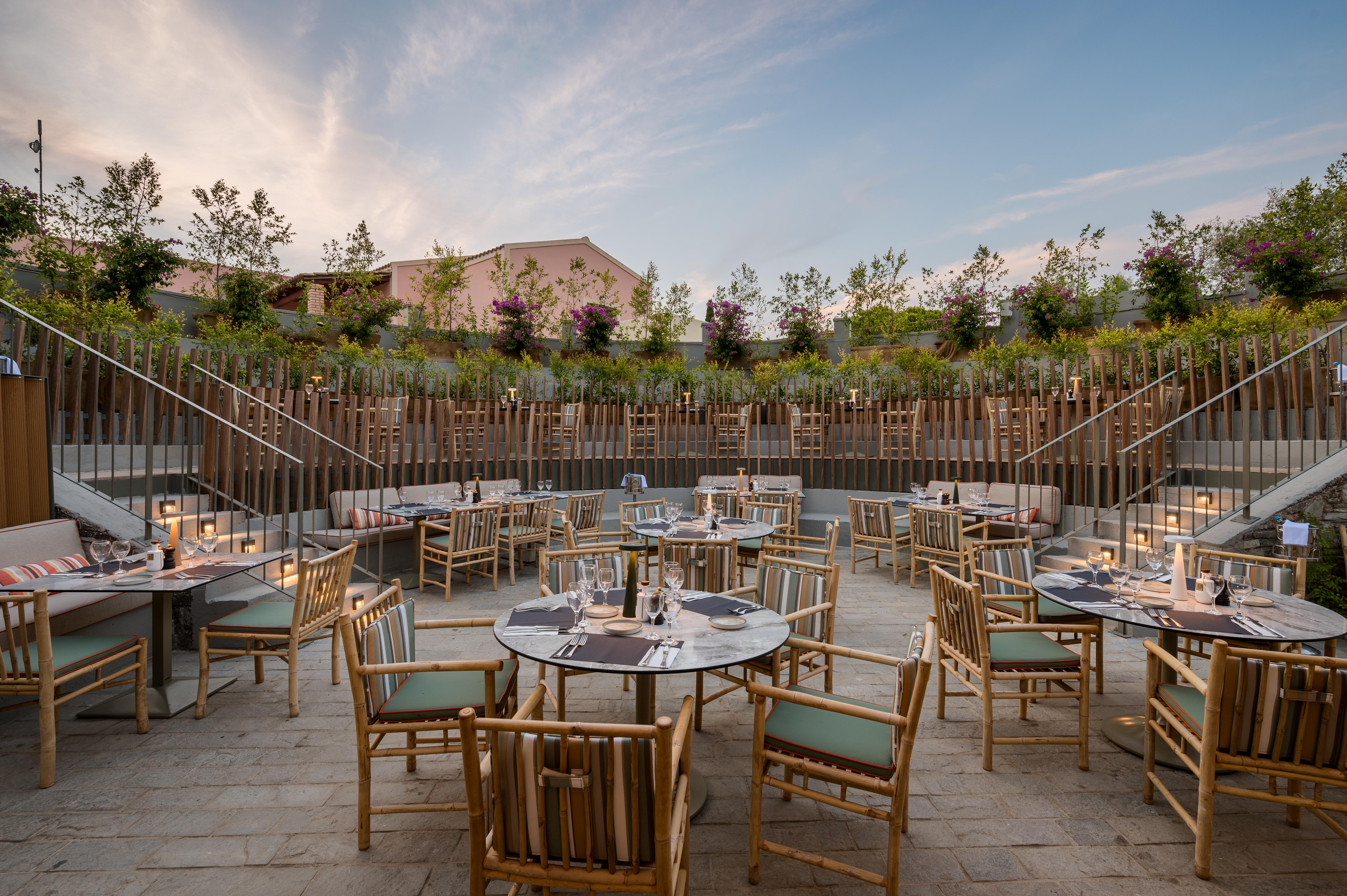 Hotel SENTIDO Apollo Palace slide 3