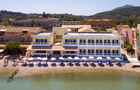 Rossis Beach Hotel