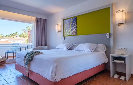 Oassium Hotel at Estival Park slide 5