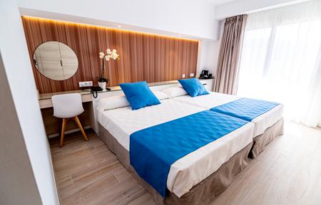 Hotel Rosamar slide 3