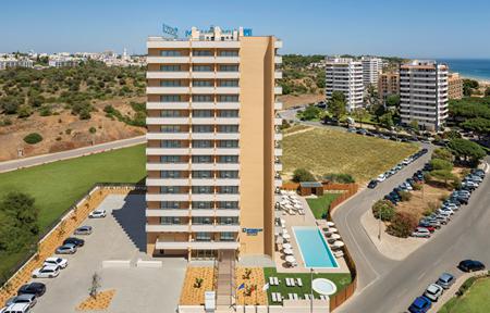 Hotel Wyndham Residences Alvor Beach slide 2