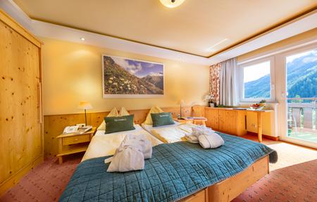 Nationalparkhotel Klockerhaus slide 4