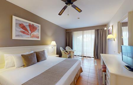 Bahía Principe Sunlight Costa Adeje slide 3