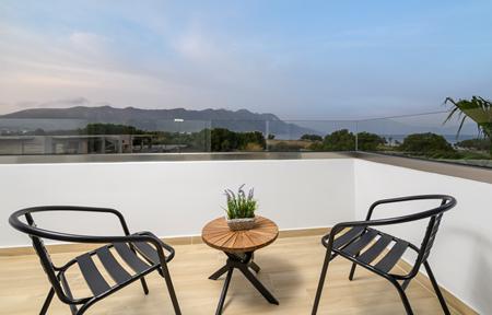 Hotel Nicolas Grand Suites slide 3