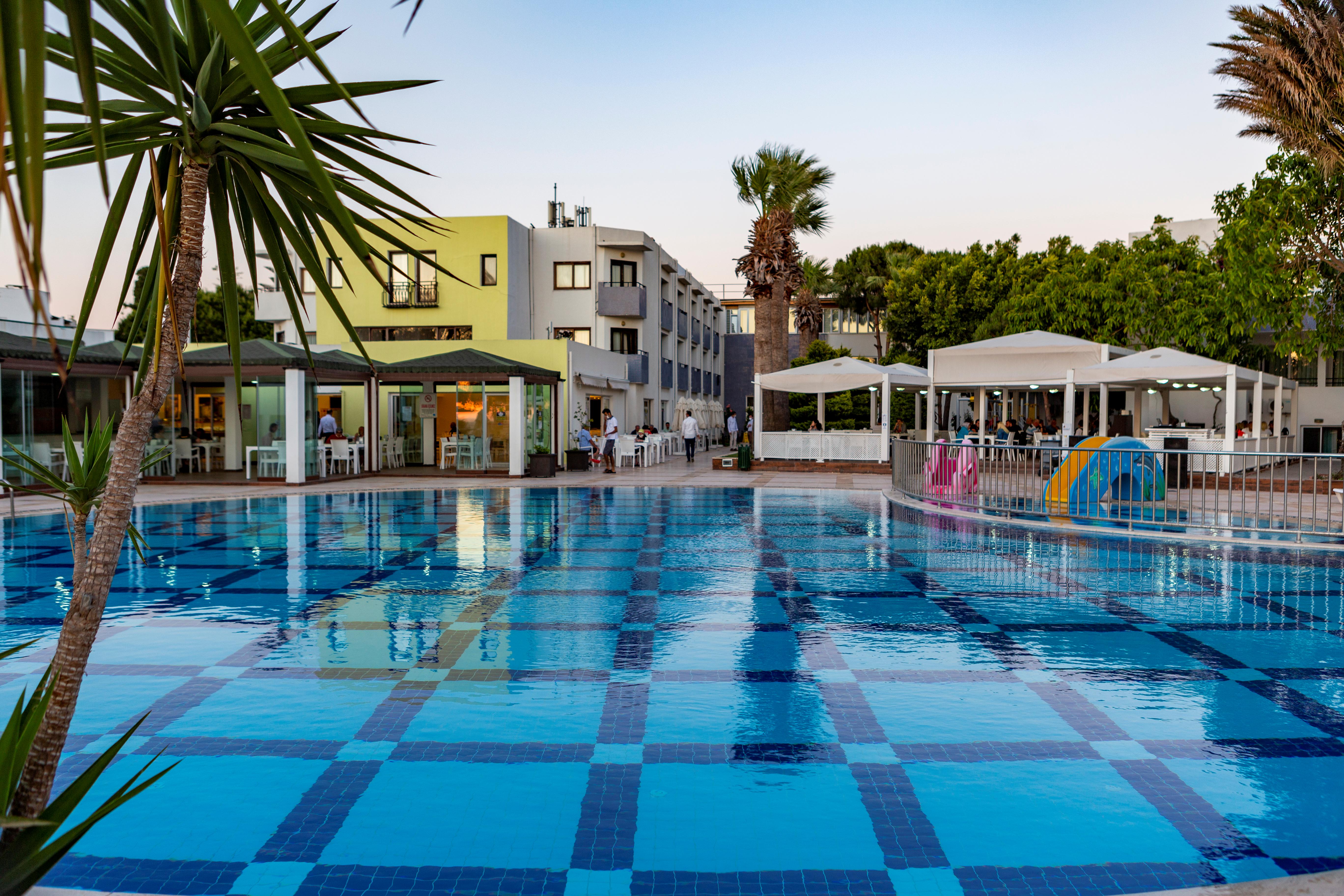 Hotel Yelken Mandalinci Spa & Wellness slide 2