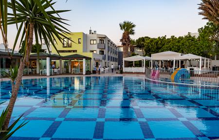 Hotel Yelken Mandalinci Spa & Wellness slide 2