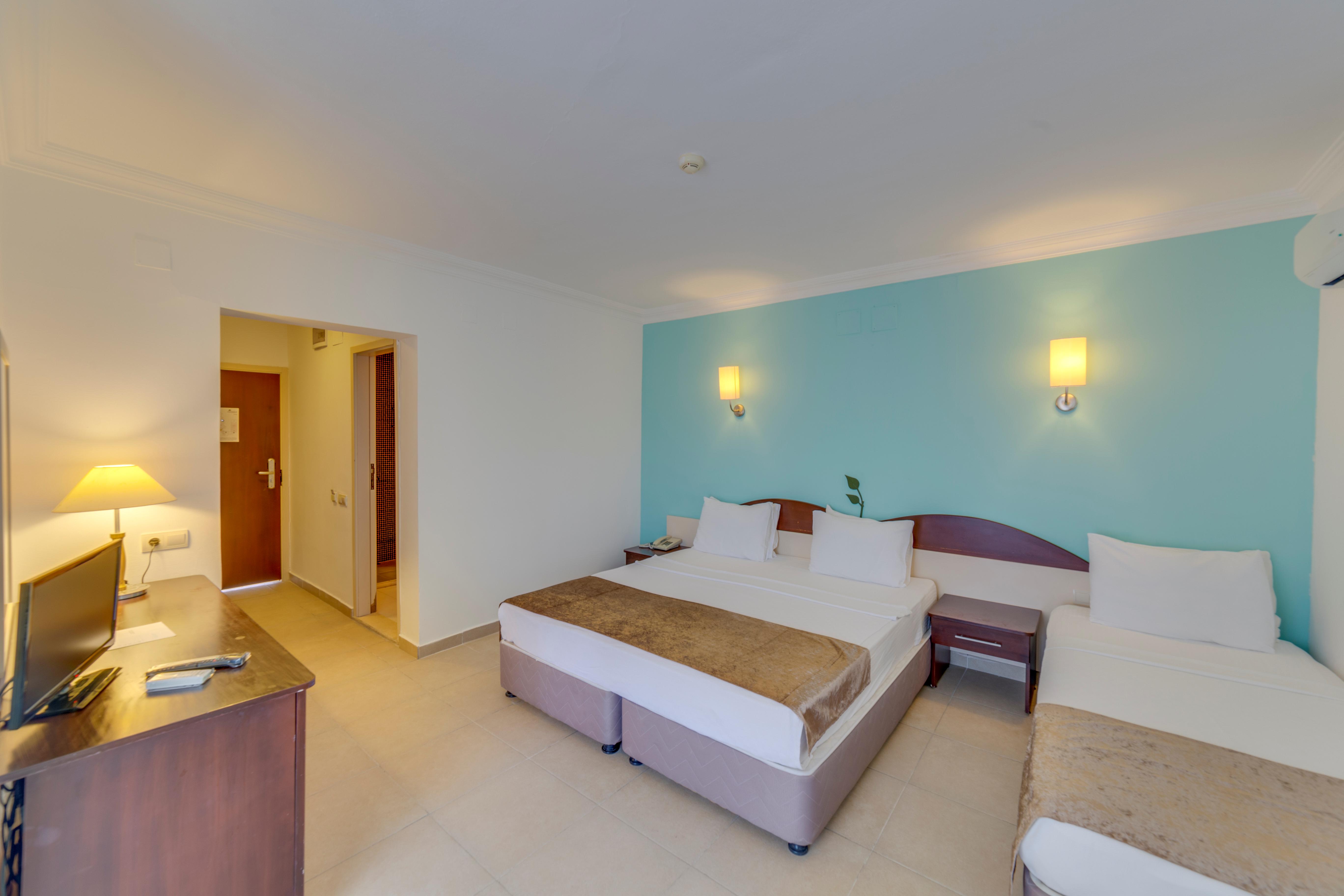 Hotel Yelken Mandalinci Spa & Wellness slide 3