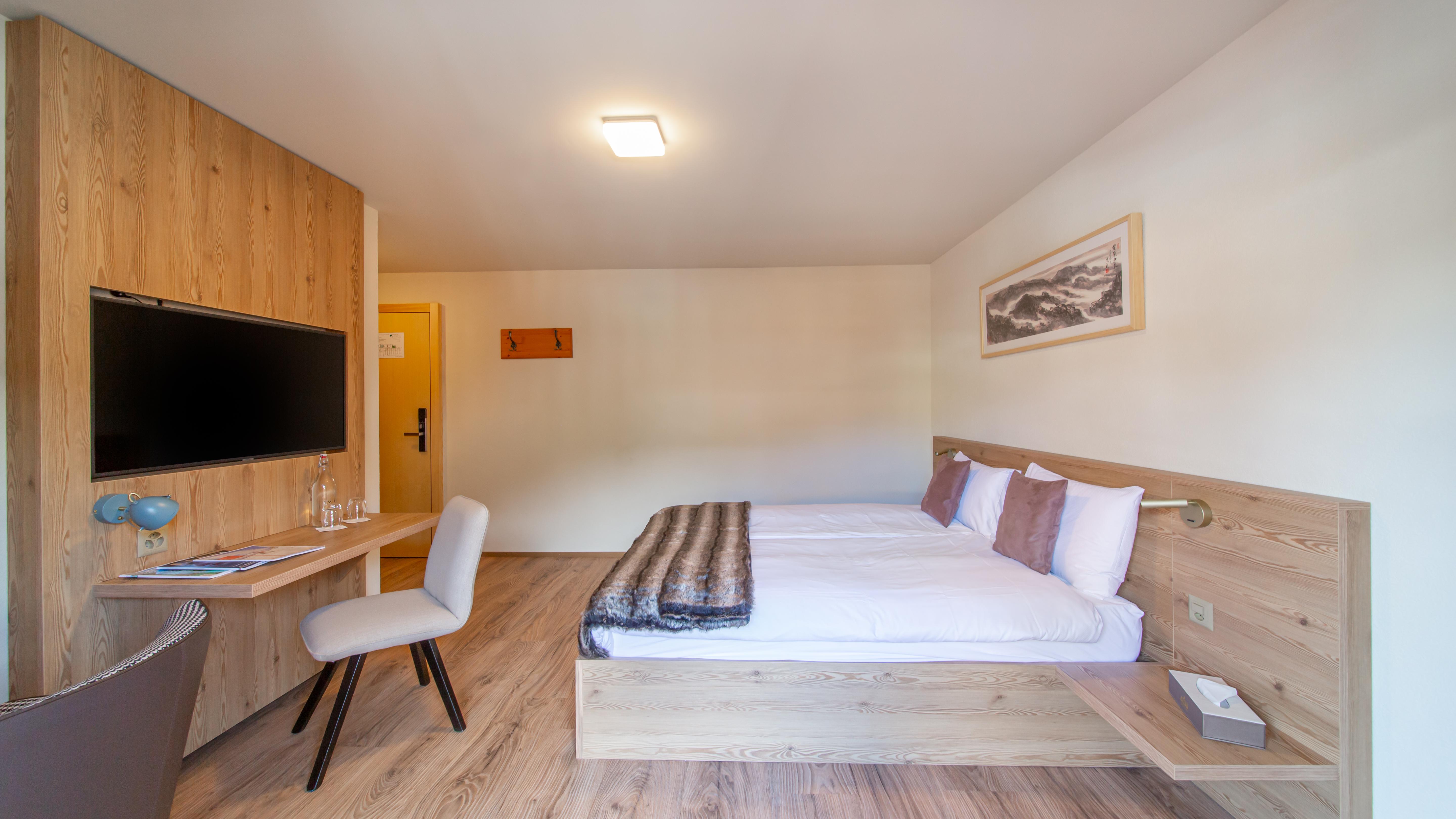 VIU Hotel Villars slide 5