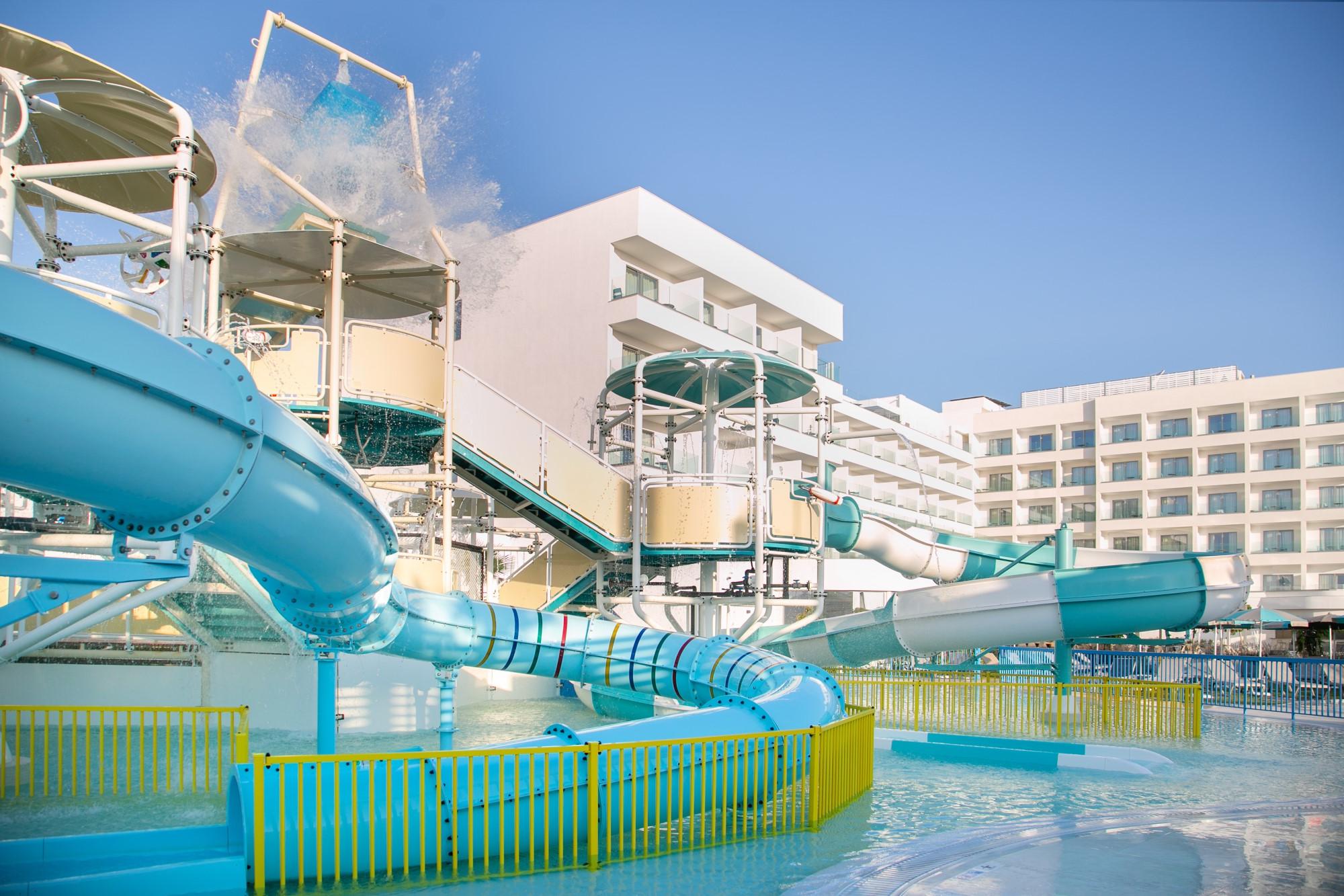 Hotel Atlantica Aqua Blue  slide 5