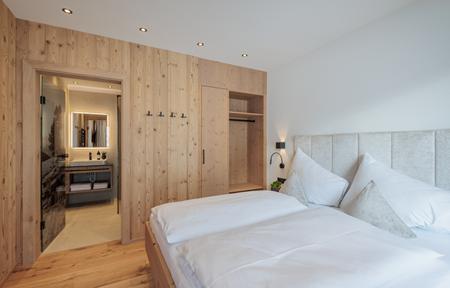 More Mountain Suites  slide 5