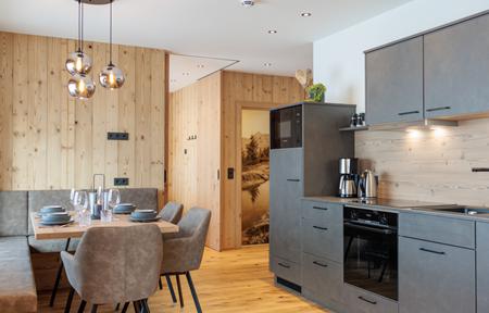 More Mountain Suites  slide 3